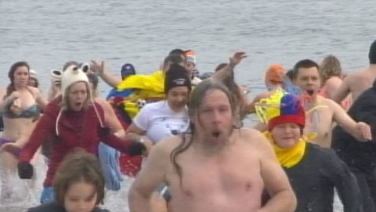 Hundreds Participate In Polar Bear Dip Chch