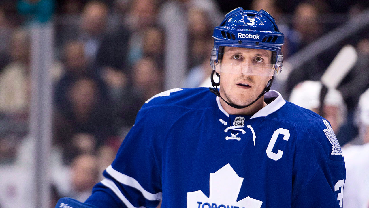 Leafs trade captain Phaneuf to Senators