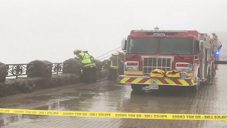 Fire Crews Recovering Body From Niagara Falls Chch 