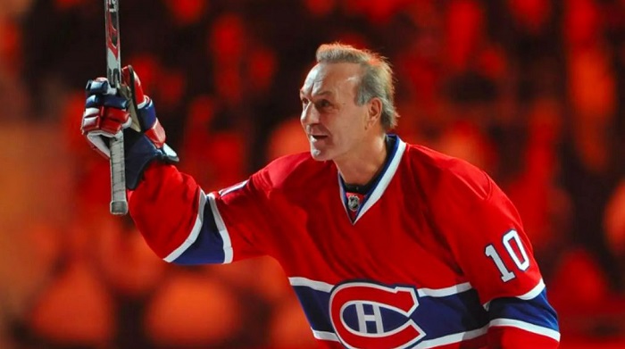 Guy Lafleur returns to Montreal as a New York Ranger and Canadiens
